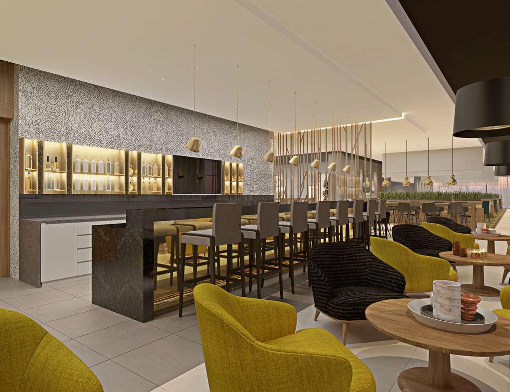 Hilton Garden Inn Windhoek Restaurant photo