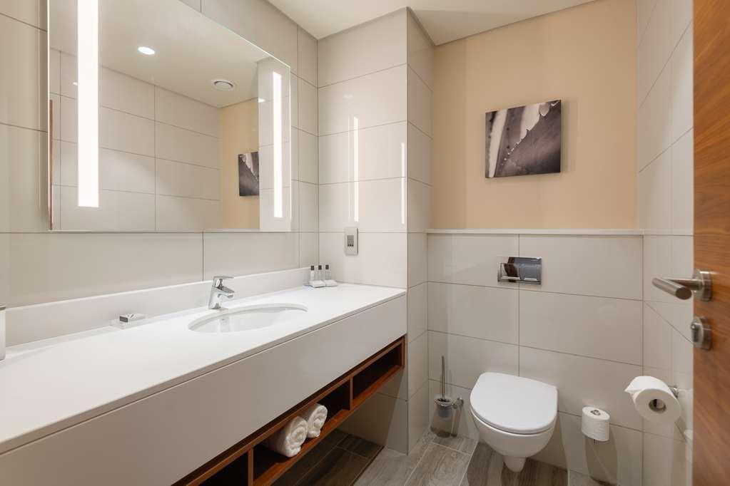 Hilton Garden Inn Windhoek Room photo