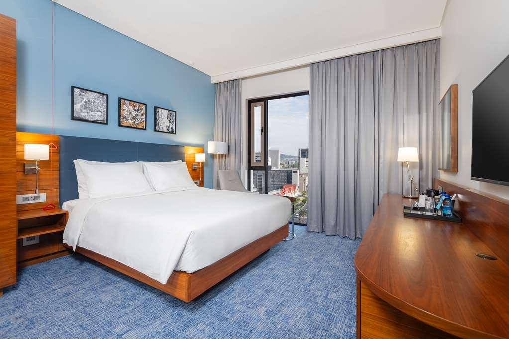 Hilton Garden Inn Windhoek Room photo
